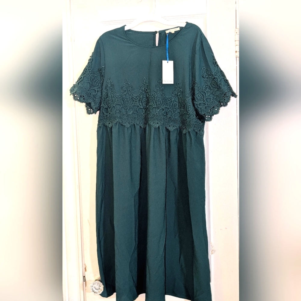 Tea & Rose Emerald Green Midi Dress